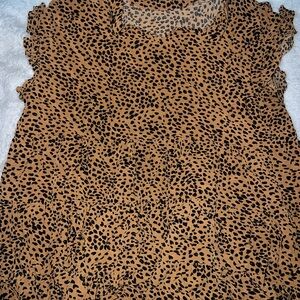 Leopard Print Ruffle Sleeve Top